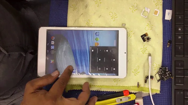 Banggood : Chuwi VX8 faulty screen replacement.
