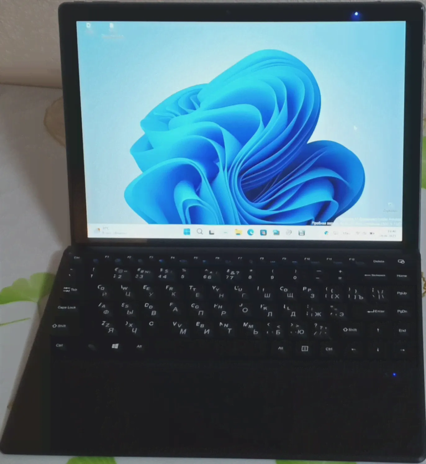 🛍 Магнитная клавиатура для Chuwi Ubook Pro Tablet PC-3